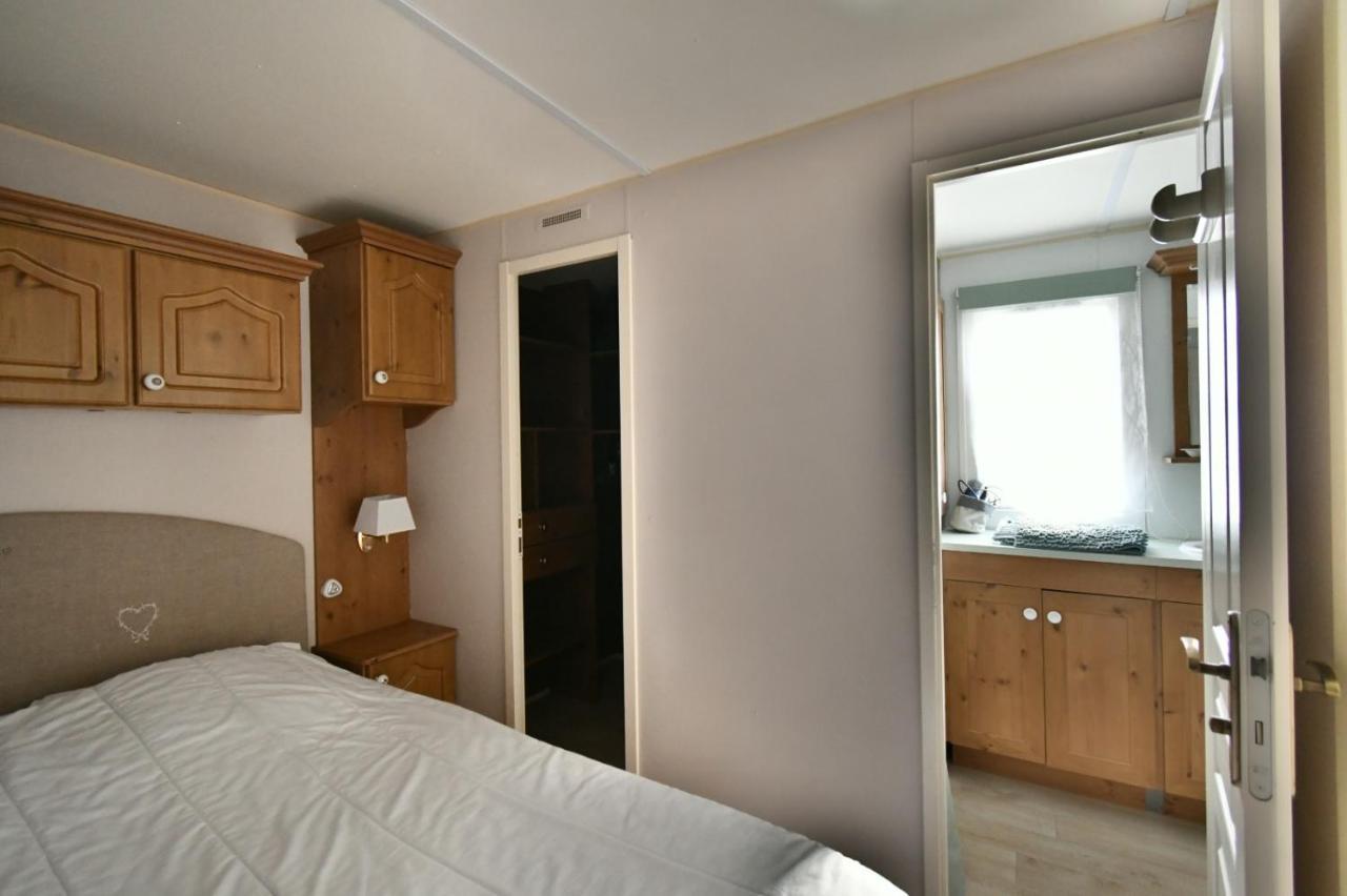 Mobil'Home Climatise Terrain Prive Proche Du Zoo De La Palmyre Les Mathes ภายนอก รูปภาพ