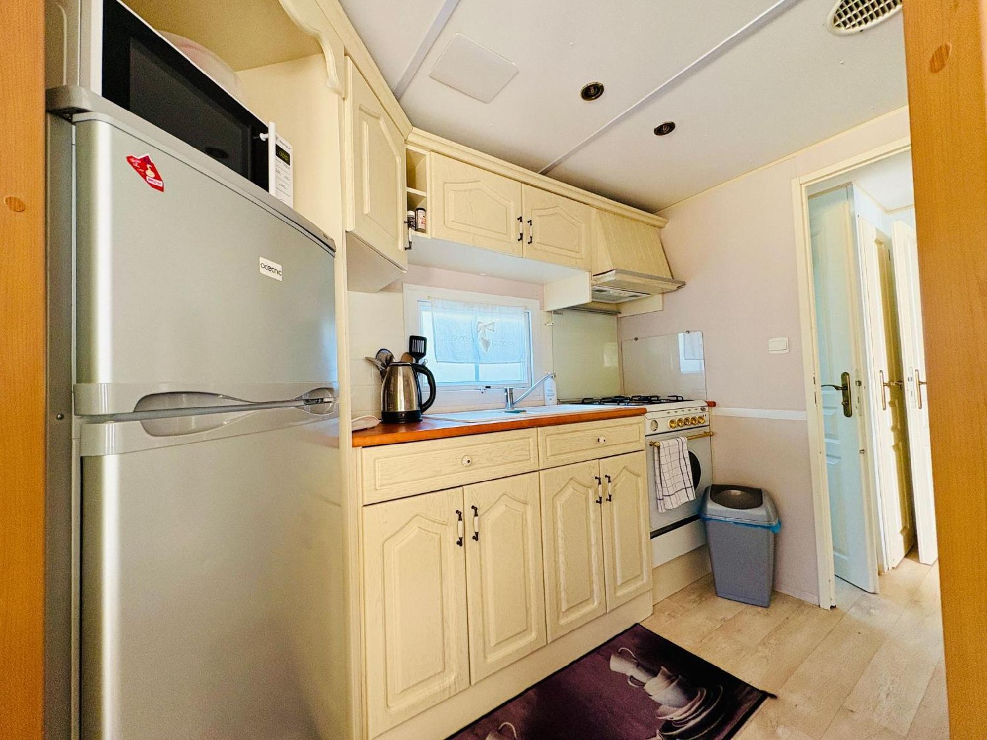 Mobil'Home Climatise Terrain Prive Proche Du Zoo De La Palmyre Les Mathes ภายนอก รูปภาพ